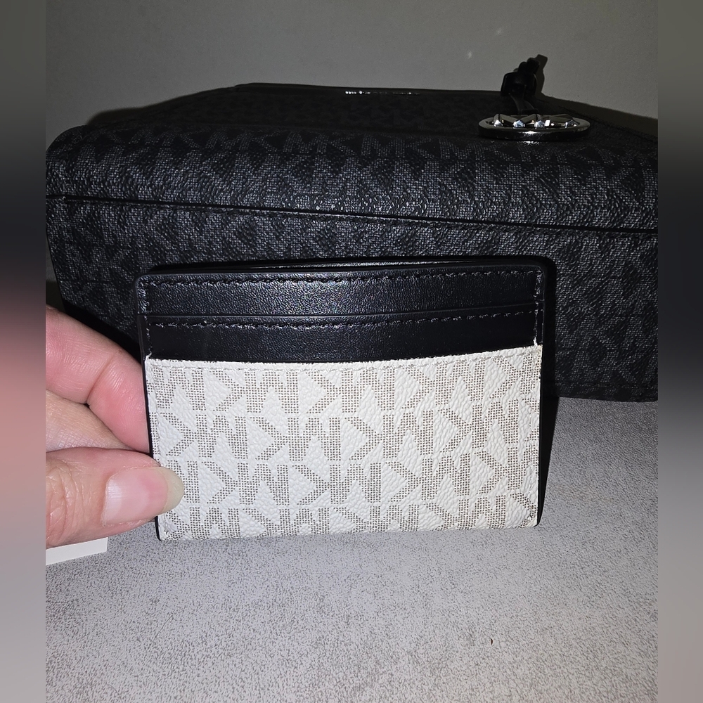 Michael Kors‎ Graham North Messenger BlackBag W/ Card Wallet - Picture 8 of 11